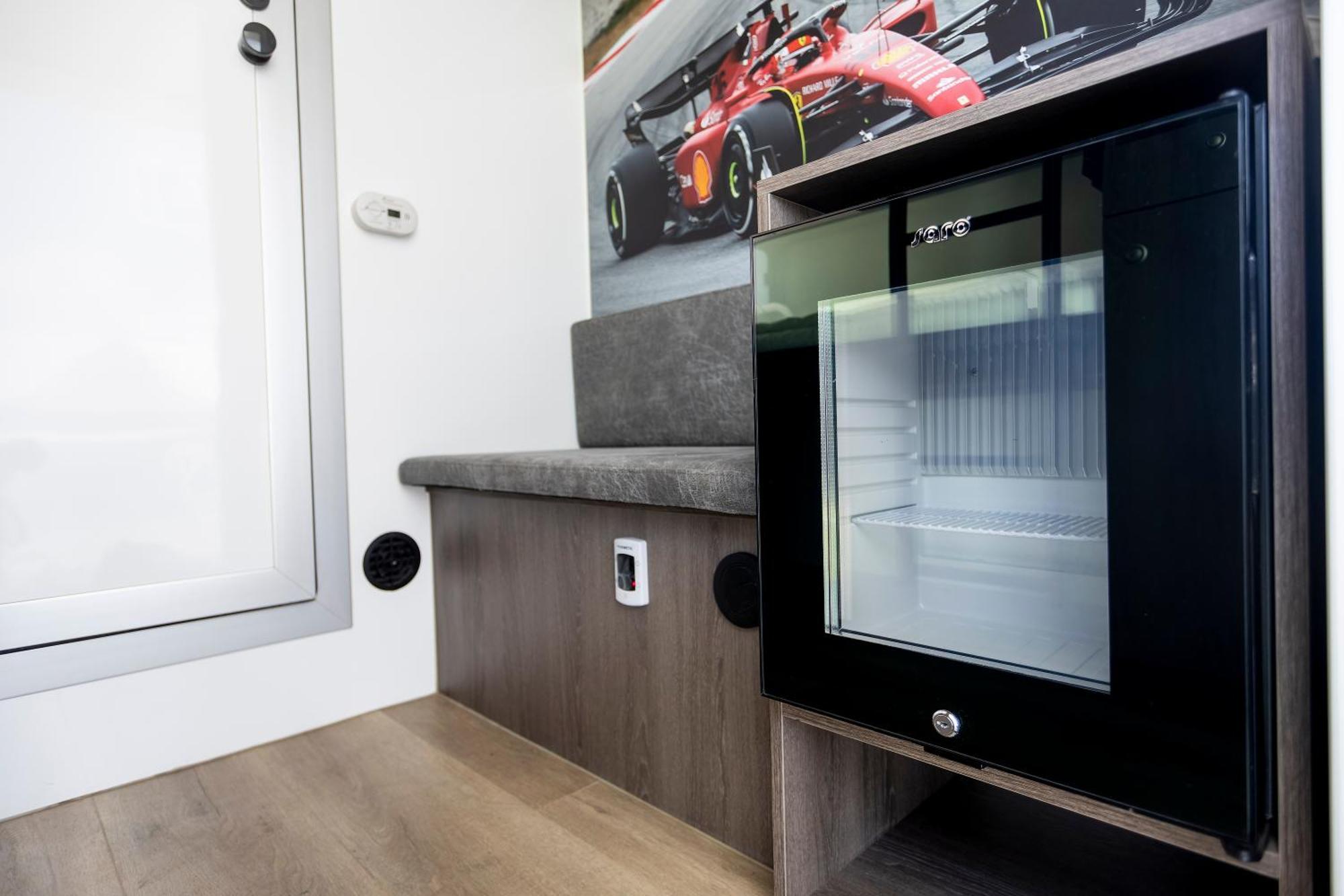 Racingtours Racecamp - Spielberg Hotell Spielberg Bei Knittelfeld Rum bild